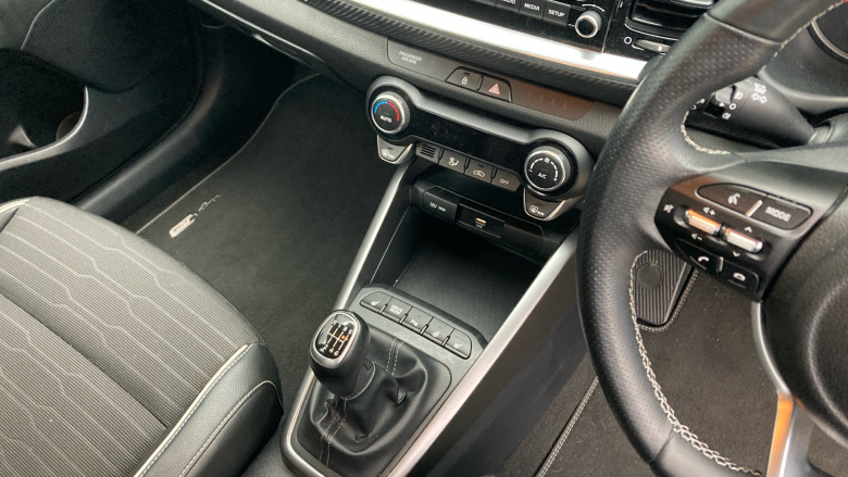 Kia Stonic 1.0T GDi 48V GT-Line S 5dr Petrol Estate